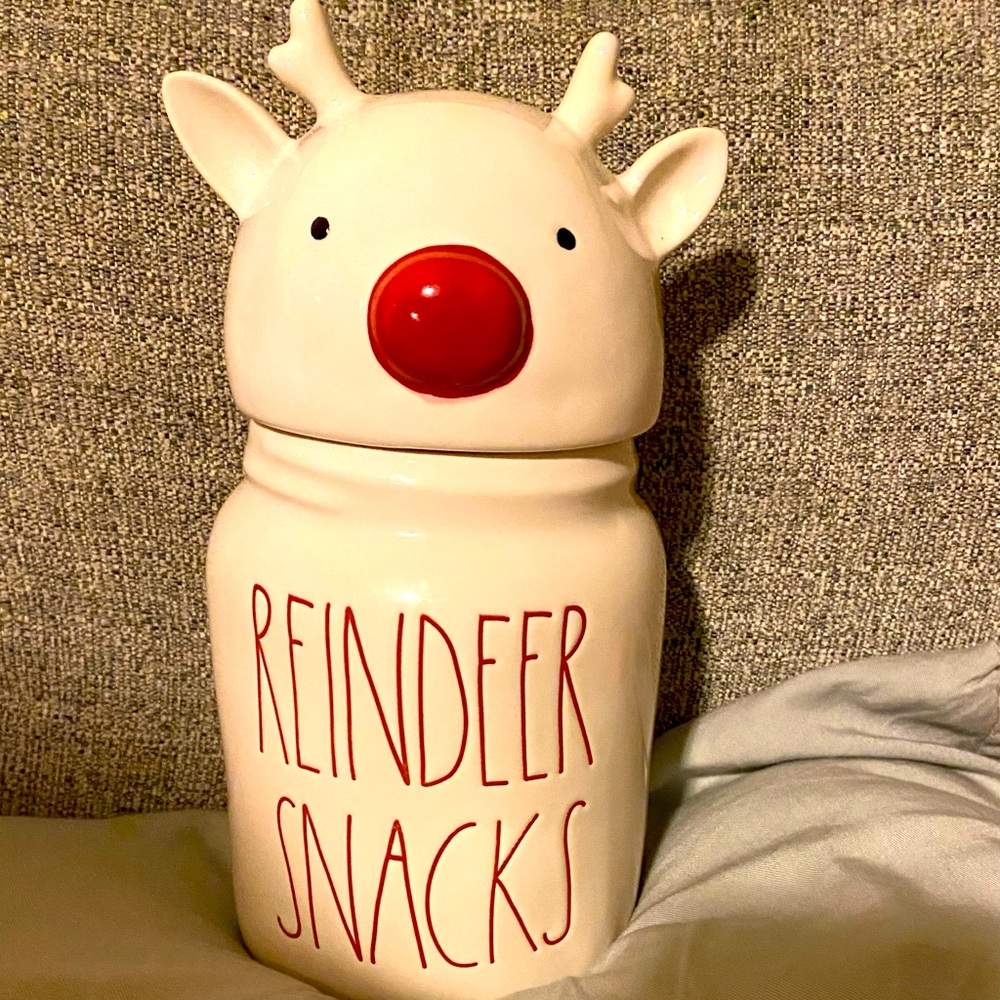 VHTF, Rae Dunn. Christmas Reindeer